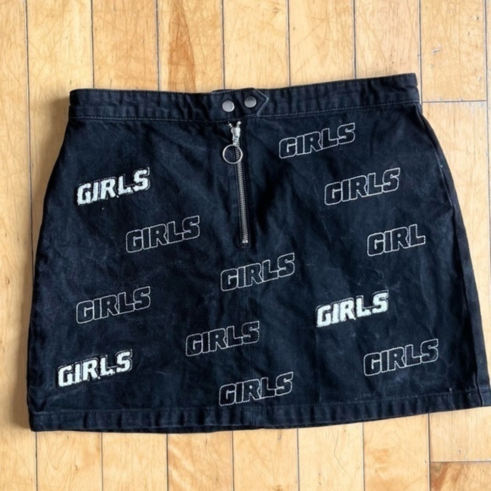 Topshop Moto 100% Cotton Embroidered Black GIRLS Mini Skirt Size 12